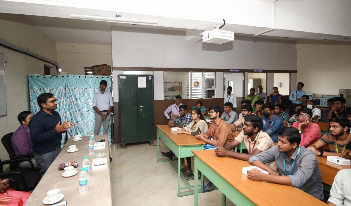 EEE_workshop on IoT and its Applications .jpg