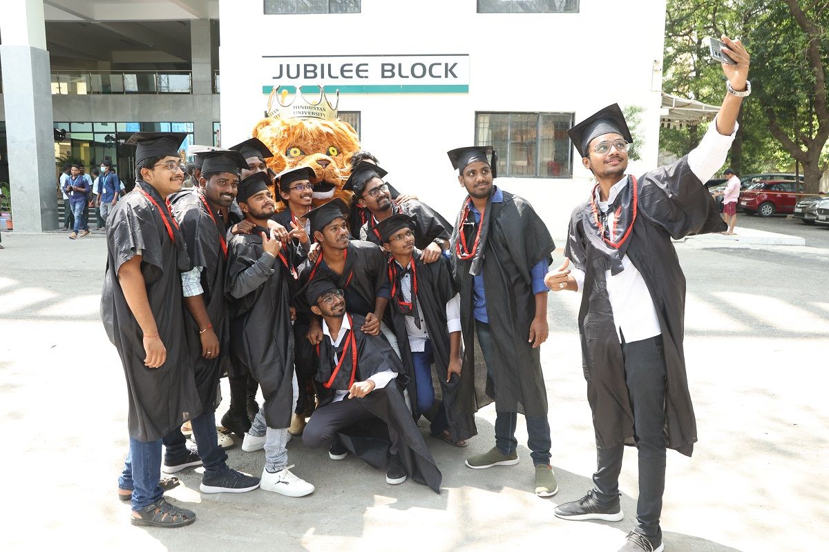 hits-12th-convocation-students.jpg